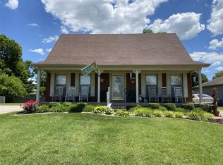 4911 Feys Creek Pl, Louisville, KY 40216