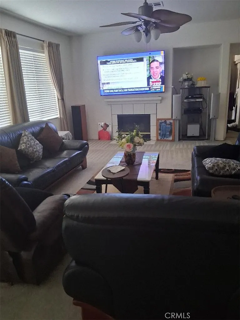 7 bed, 4.5 bath, 3515 sqft, $1,200 — Photo 3
