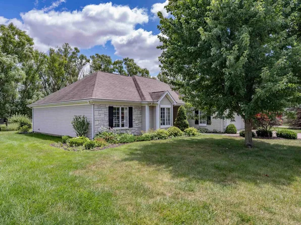 2709 Dunbrooke Ct, Fort Wayne, IN 46804