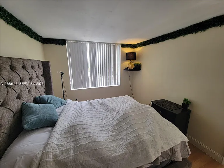 1740 NW North River Dr #512 — Photo 17