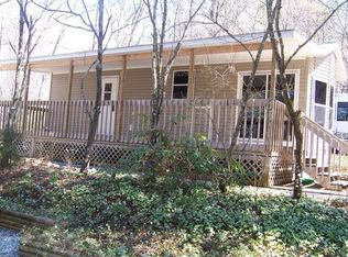 186 Mi Mountain Rd, Franklin, NC 28734