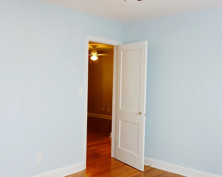 8405 Greenwood Ave — Photo 13