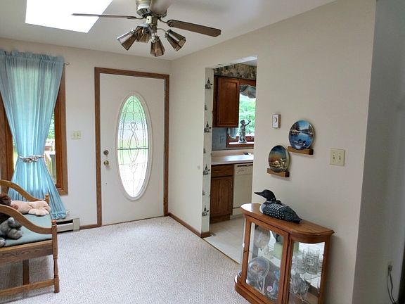 2nd image of 1807 Woodward Ave
