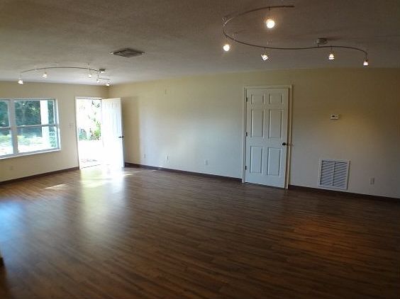 3rd image of 9631 W Moss Rose Ln
