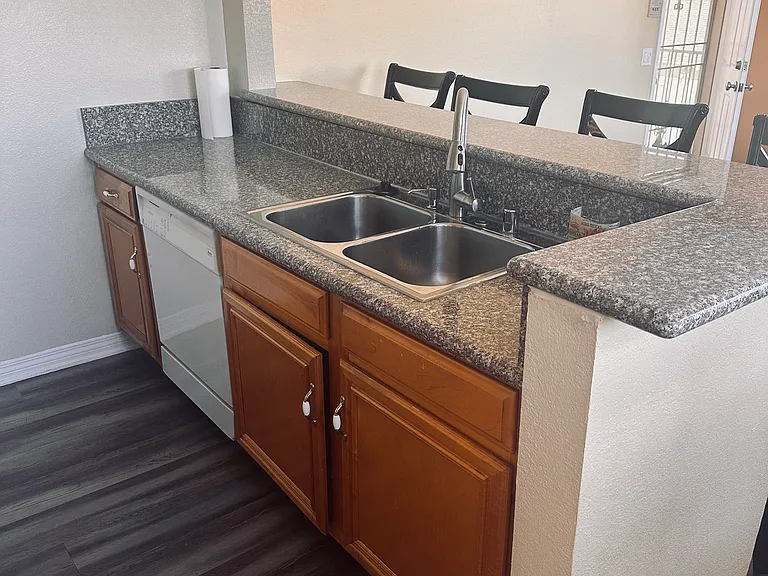 4218 Van Dyke Ave #3 — Photo 16