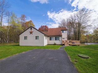 1181 Horizon Dr, Long Pond, PA