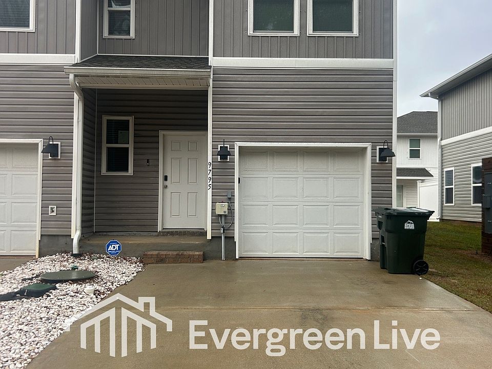 1st image of 9795 Fowler Ave