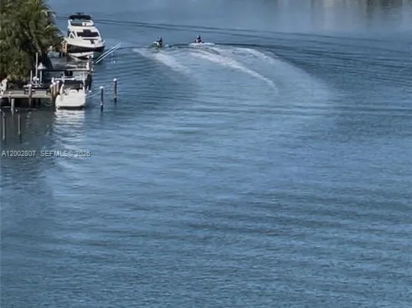 7441 Wayne Ave APT 11A, Miami Beach, FL 33141