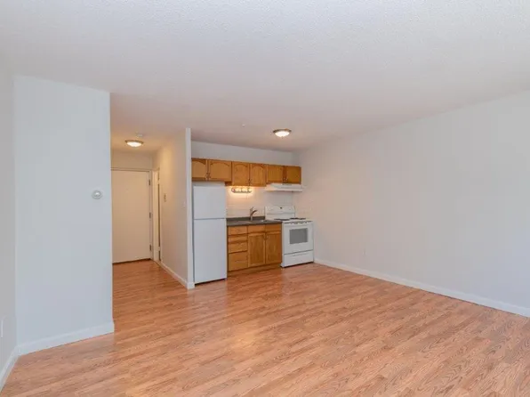 152 Summer St #2B, Somerville, MA 02143