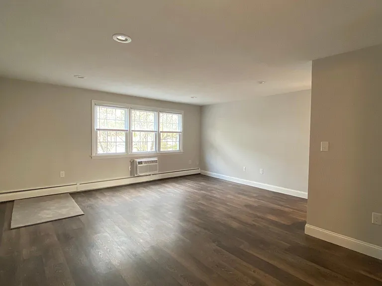 37 Grandview Dr #C — Photo 4