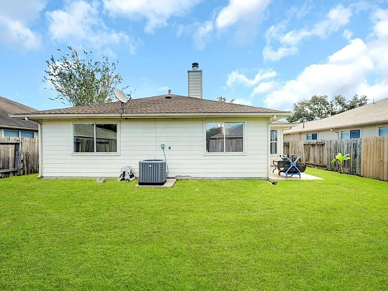 4018 Floral Way Ct — Photo 21