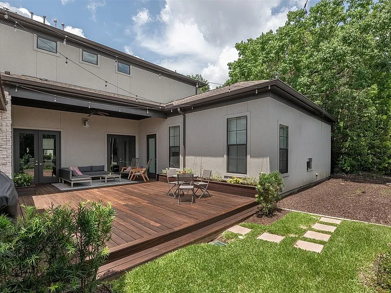 5655 Locke Ln — Photo 43