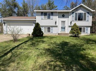1310 Bogey Trl, Nekoosa, WI 54457