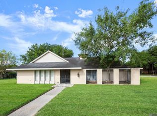 106 Crescent Place Dr, Donaldsonville, LA 70346