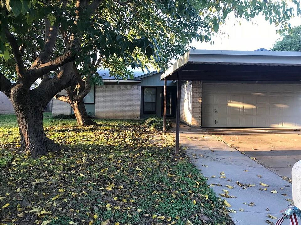 1st image of 512 Fox Dr