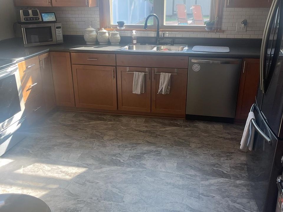 2nd image of 82 Lavale Blvd