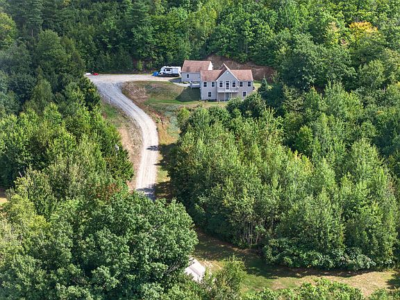 4th image of 54 Jewett Hill Road