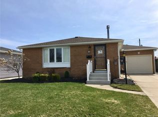65 Cheekwood Dr, Cheektowaga, NY 14227