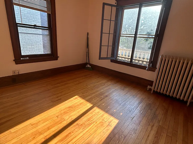 2517 Emerson Ave S #3 — Photo 7