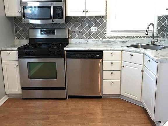 4th image of 724 Norfolk Ave
