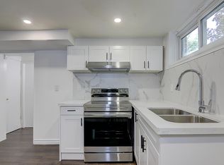 54 Monkswood Cres, Newmarket, ON