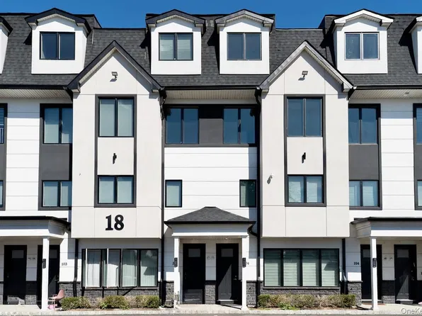 18 Twin Avenue #304, Spring Valley, NY 10977