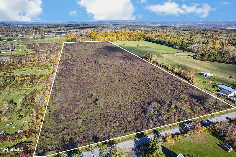 2nd image of 620 N Green Road