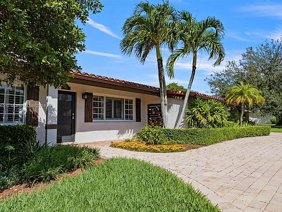 5th image of 13840 SW 79th Ct