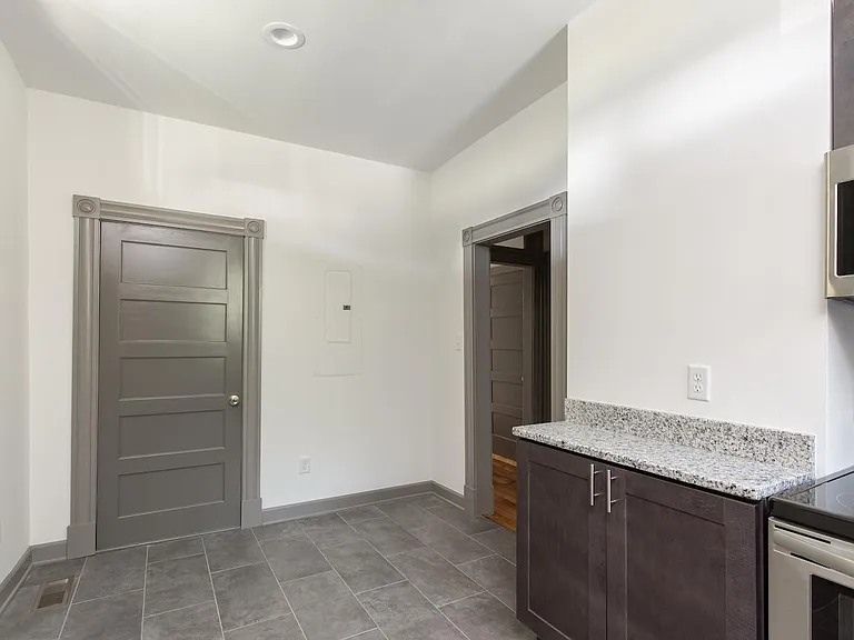 1803 Boston Ave — Photo 13