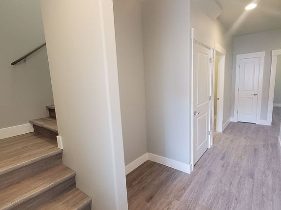 3rd image of 3143 Willow Pointe Dr