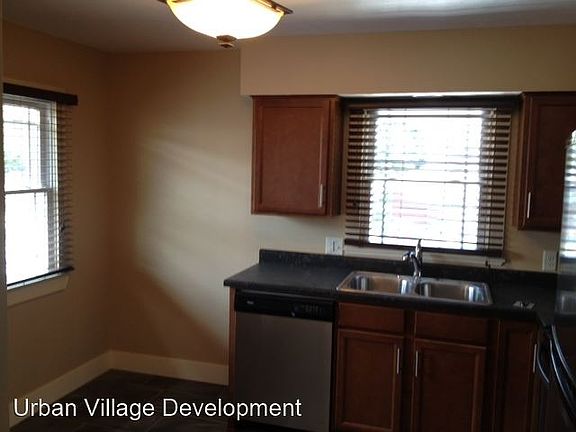 3rd image of 1017 S 31st St #2977885
