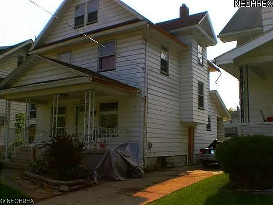 160 S Portland Ave photo 1