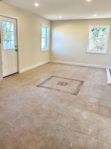 31 Perry Ln, Wheatley Heights, NY, 11798
