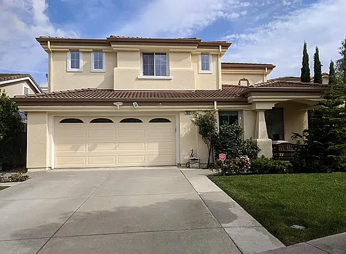 1012 Trailside Dr Photo 1