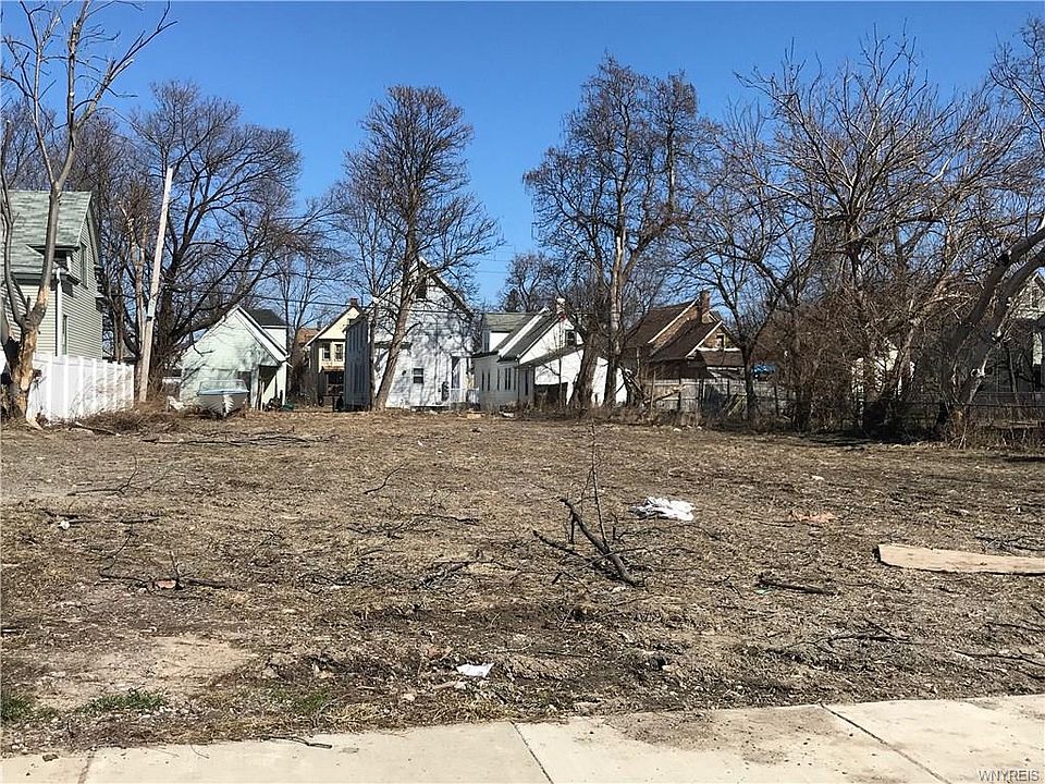 1st image of 214 Northampton St