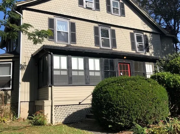 26 Old Beach Rd #5, Newport, RI 02840