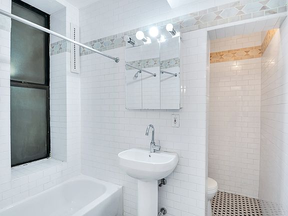 5th image of 358 W 45th St APT A