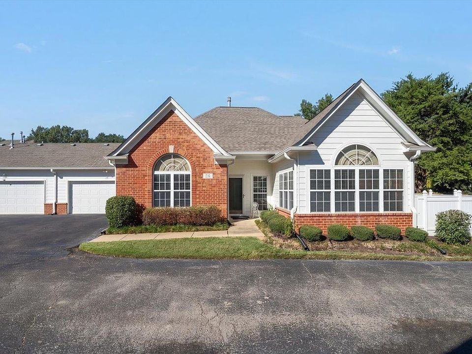 1st image of 28 Peyton Ridge Cv #24