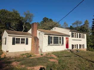 2227 Ridge Rd, North Haven, CT 06473