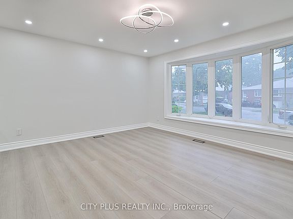 5th image of 23 Reiber Cres