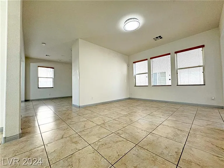 6596 Polonius Ct — Photo 7
