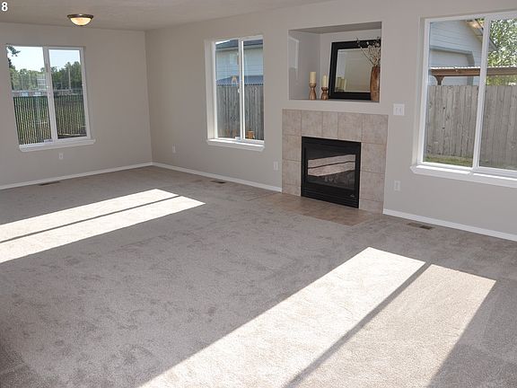 3rd image of 1026 Western Ct