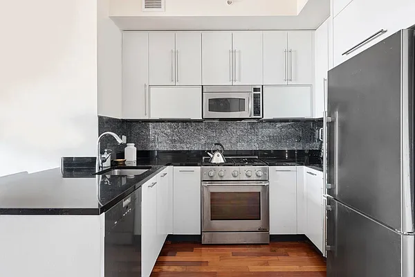 Rented by Corcoran | media 2