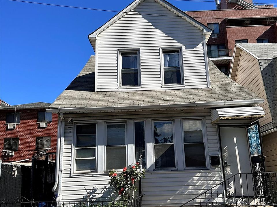1st image of 13611 Carlton Place