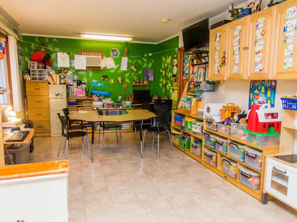 238 Sherman St, Brentwood, NY 11717