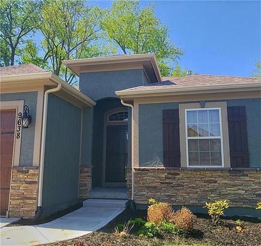 2nd image of 9638 N Adrian Pl