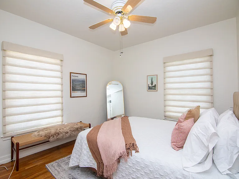 117 W Glenrosa Ave — Photo 9