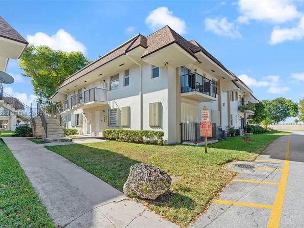 7111 SW 129th Ave APT 6, Miami, FL 33183