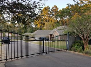 1 Lenox Ct, Jackson, MS 39211