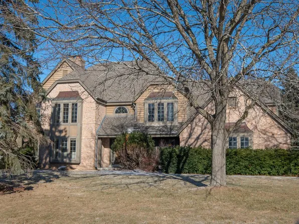 N32W23330 Fieldside ROAD, Pewaukee, WI 53072